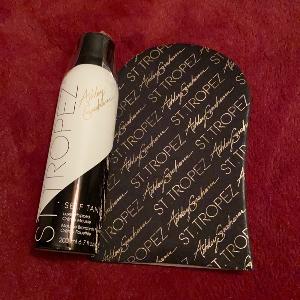 St. Tropez Ashley Graham tanning mousse kit